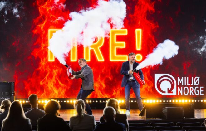 Petter og Njål på hovedscenen, Sirk Norge-konferansen 23.9.2025.]
